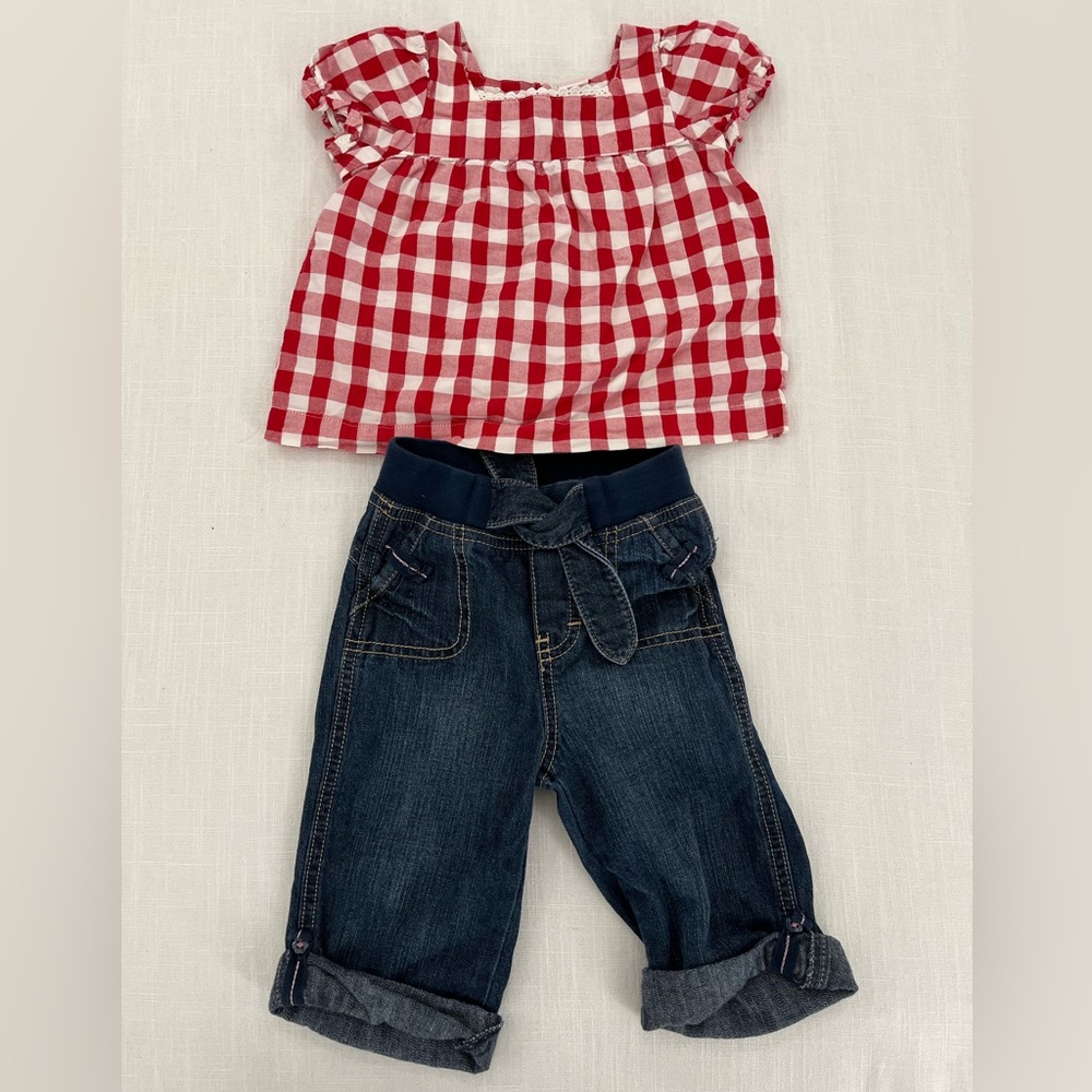 $10 bundle  Adorable pants/shirt matching set - size 12/18 & 18/24  mths